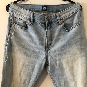 Gap light wash girlfriend jeans